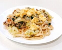 きょうの料理ビギナーズのレシピ・ツナの焼きうどん