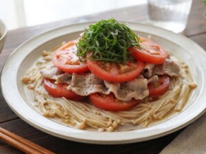 きょうの料理ビギナーズのレシピ・トマトと豚肉の重ね蒸し