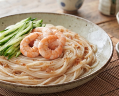 どさんこワイド179のレシピ・海老とキュウリの梅だれそうめん