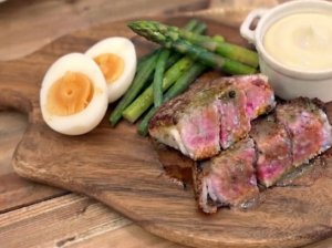 沸騰ワード10のレシピ・牛肉のステーキ サルサ・トンナータ