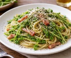 DAIGOも台所のレシピ・豆苗と黒こしょうのパスタ
