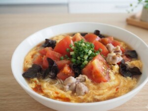 DayDay(デイデイ)のレシピ・豚トマ酸辣湯そうめん