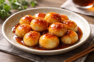 どさんこワイド179のレシピ・いももち団子のみたらし