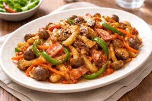 沸騰ワード10のレシピ・キノコのナポリタン（麺を使わないナポリタン）