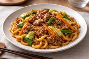 キューピー3分クッキングのレシピ・牛肉の甘辛焼きうどん