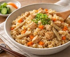 きょうの料理ビギナーズのレシピ・鶏肉とごぼう、にんじんの炊き込みご飯