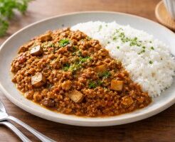 滝沢カレン＆和田明日香のフィーリンきっちんのレシピ・しいたけの戻し汁を使ったキーマカレー