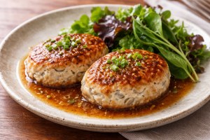 DAIGOも台所のレシピ・しらすと豆腐のハンバーグ