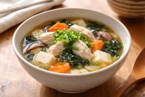 あさイチのレシピ・ゆで鶏でうまみたっぷりスープ