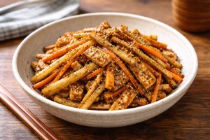 食卓のひみつのレシピ・イタリアン風味のきんぴらごぼう