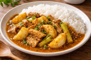 DAIGOも台所のレシピ・カブと豚バラのカレー