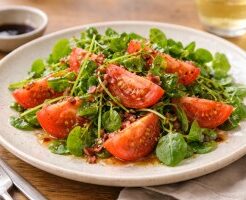和田明日香とゆる宅飲みのレシピ・トマトとクレソンのサラダ
