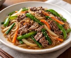滝沢カレン＆和田明日香のフィーリンきっちんのレシピ・牛こま肉とピーマンのチャプチェ