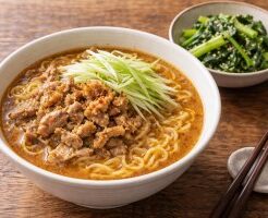 どさんこワイド179のレシピ• 肉たっぷり味噌ラーメン＆小松菜のナムル