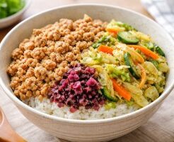 ぽかぽかのレシピ・鶏そぼろ丼